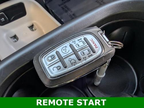 2024 Chrysler Pacifica Touring-L