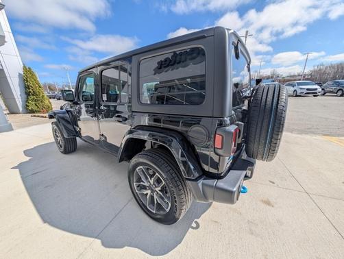 2024 Jeep Wrangler 4xe Sport