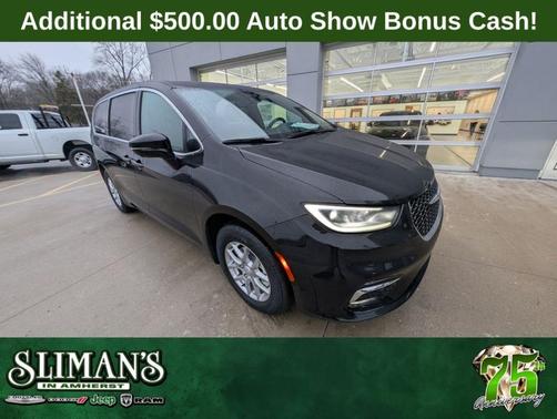 2026 Chrysler Pacifica Select