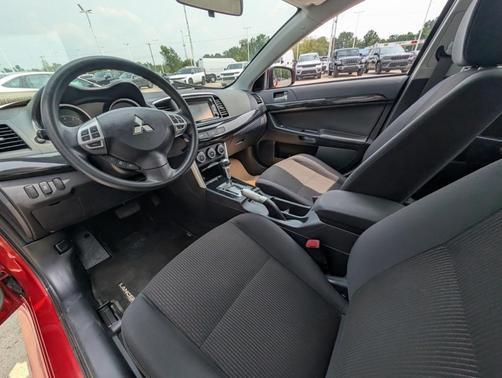 2017 Mitsubishi Lancer ES