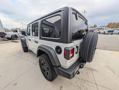 2026 Jeep Wrangler Sport