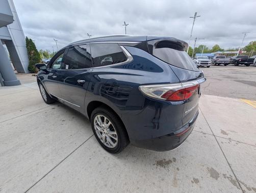 2022 Buick Enclave Premium