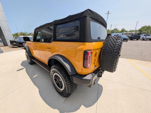 2022 Ford Bronco Outer Banks