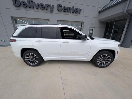 2025 Jeep Grand Cherokee Overland