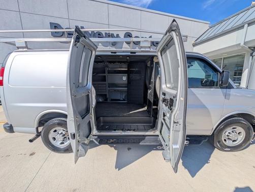2017 Chevrolet Express 2500 Work Van