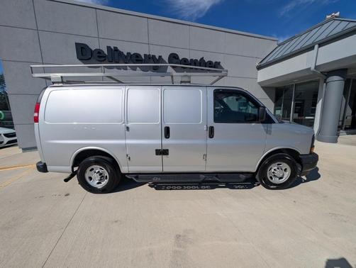 2017 Chevrolet Express 2500 Work Van