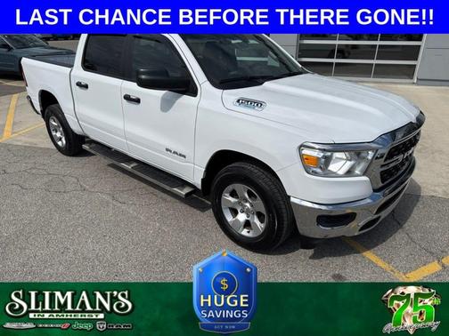Bright White Clearcoat 2024 RAM 1500 Big Horn/Lone Star
