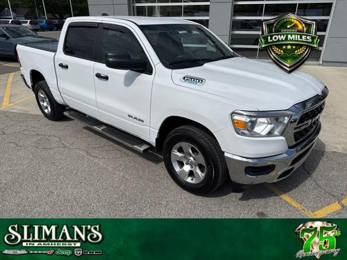 Bright White Clearcoat 2024 RAM 1500 Big Horn/Lone Star