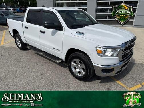 Bright White Clearcoat 2024 RAM 1500 Big Horn/Lone Star