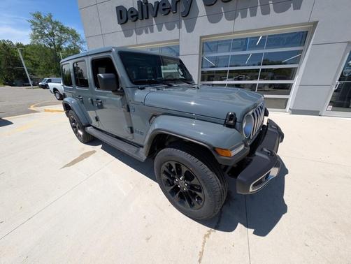 2025 Jeep Wrangler 4xe Sahara