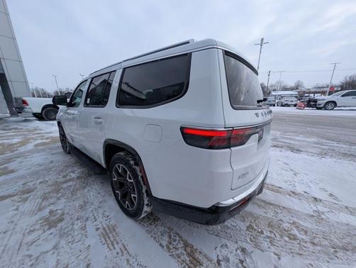 2024 Jeep Wagoneer Series III