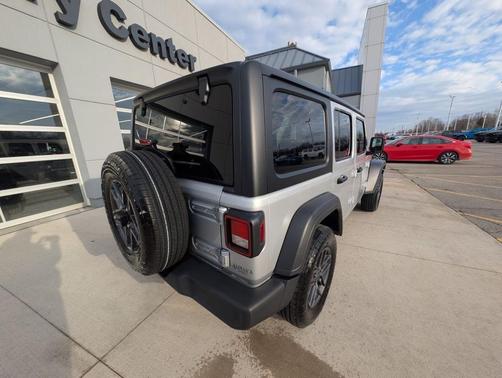 Silver Zynith Clearcoat 2024 Jeep Wrangler Sport