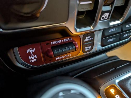 Bright White 2026 Jeep Gladiator Rubicon