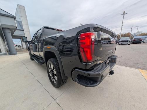 2024 GMC Sierra 2500 Denali