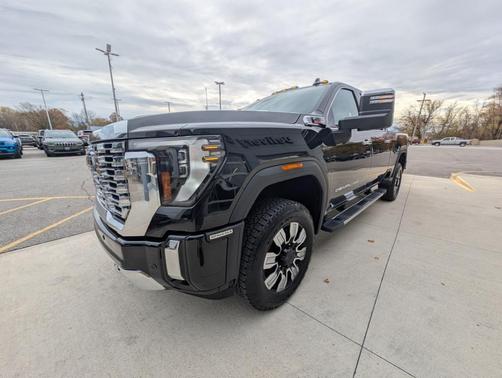 2024 GMC Sierra 2500 Denali