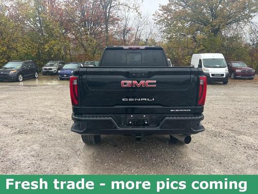 2024 GMC Sierra 2500 Denali