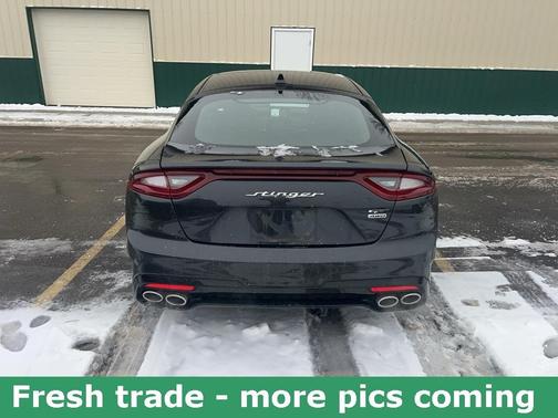 2021 Kia Stinger GT1