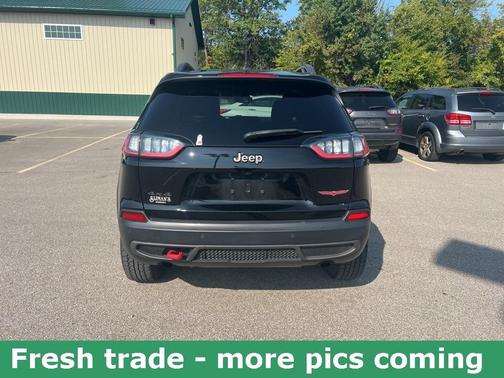 2020 Jeep Cherokee Trailhawk