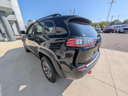2020 Jeep Cherokee Trailhawk