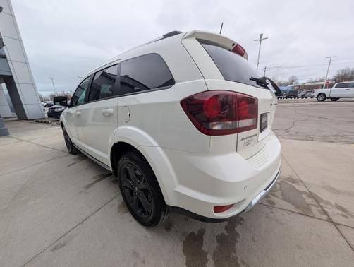2020 Dodge Journey Crossroad