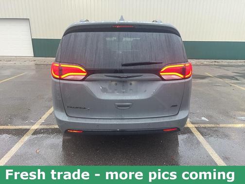 2020 Chrysler Pacifica Launch Edition