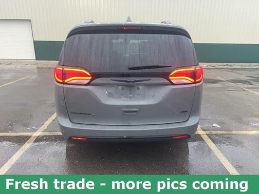 2020 Chrysler Pacifica Launch Edition