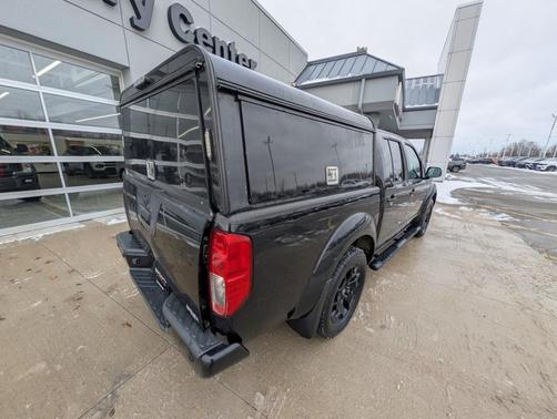 2021 Nissan Frontier SV