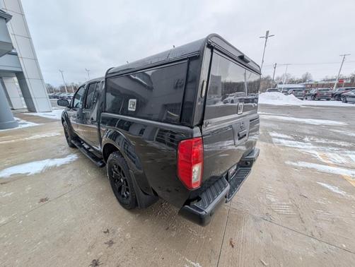 2021 Nissan Frontier SV