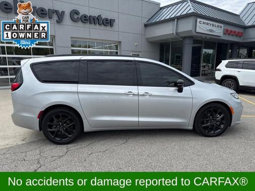 Silver Mist Clearcoat 2023 Chrysler Pacifica Limited