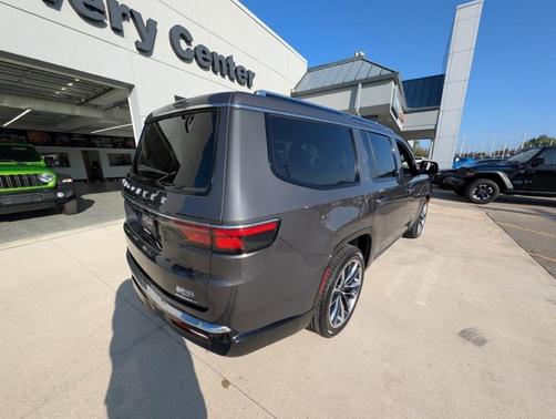 2022 Jeep Wagoneer Series III