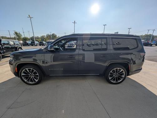2022 Jeep Wagoneer Series III