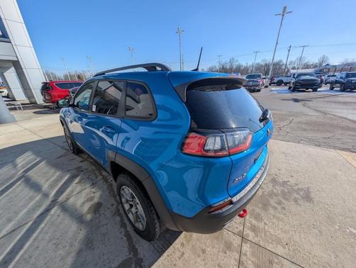 2021 Jeep Cherokee Trailhawk