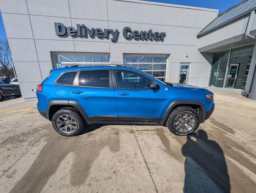 2021 Jeep Cherokee Trailhawk