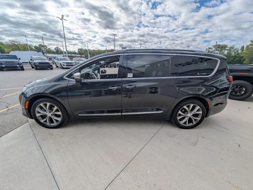 2020 Chrysler Pacifica Limited