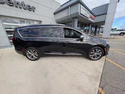 2020 Chrysler Pacifica Limited