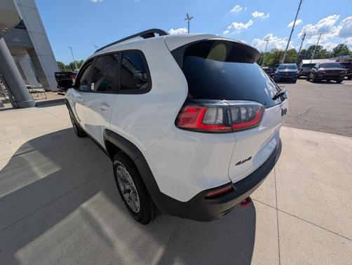 2021 Jeep Cherokee Trailhawk