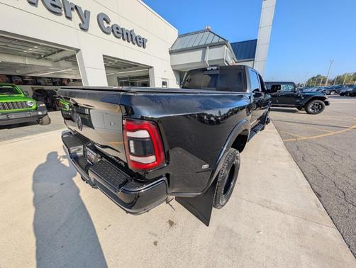 2021 RAM 3500 Laramie