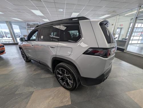 2026 Jeep Cherokee Overland