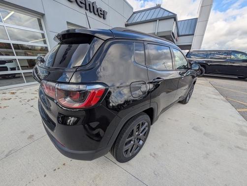 2026 Jeep Compass Limited Altitude