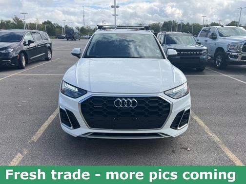 2023 Audi Q5 45 S line Premium Plus