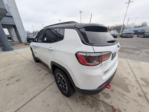 2026 Jeep Compass Trailhawk