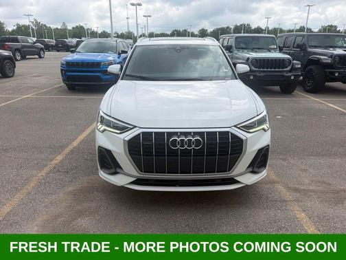 Arkona White 2024 Audi Q3 45 S line Premium