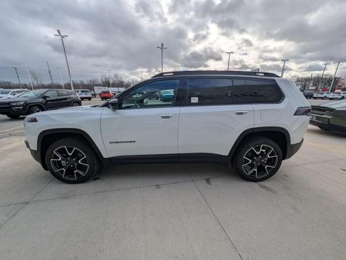 Bright White 2026 Jeep Cherokee Overland