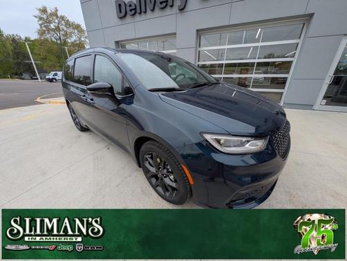 2025 Chrysler Pacifica Limited