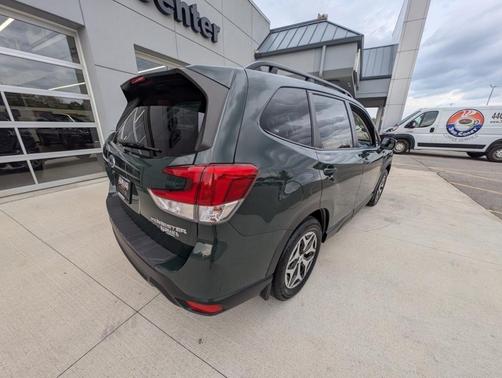 2023 Subaru Forester 2.5i Premium