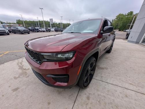 2023 Jeep Grand Cherokee Altitude