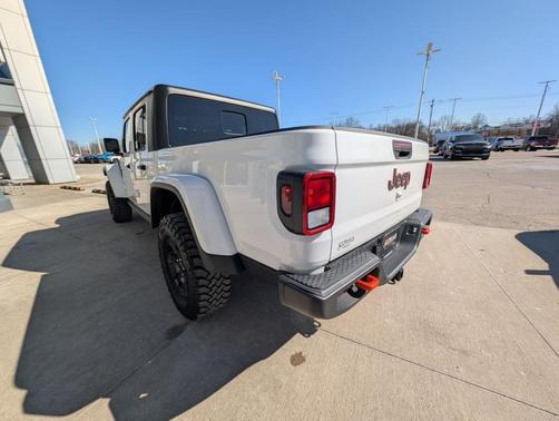 2023 Jeep Gladiator Mojave