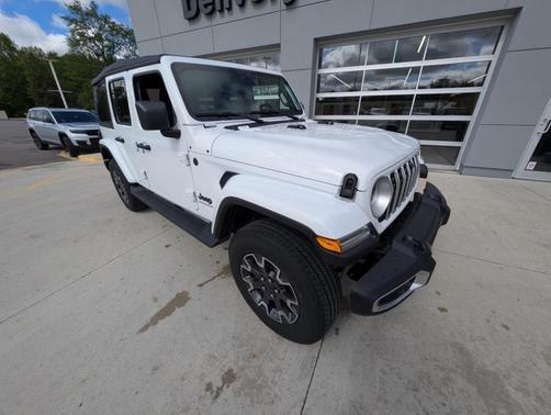 2025 Jeep Wrangler Sahara