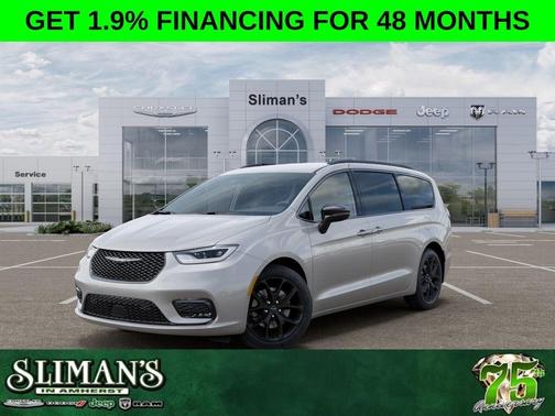 Silver Mist 2026 Chrysler Pacifica Select AWD
