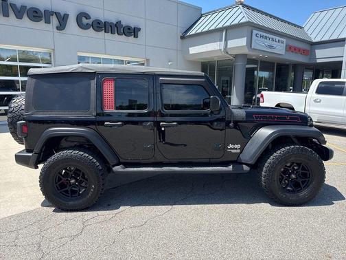 Black Clearcoat 2018 Jeep Wrangler Unlimited Sport
